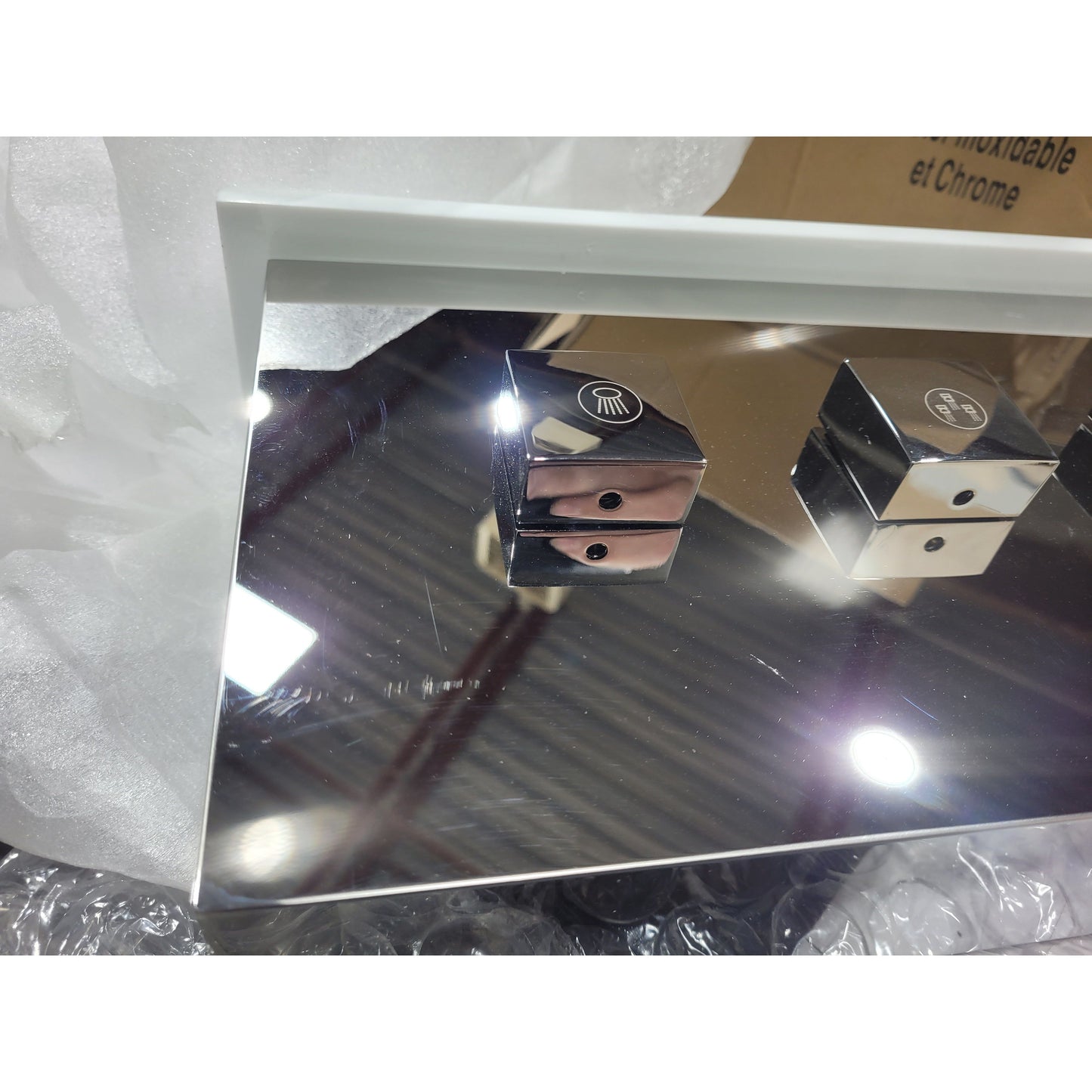 PD-831-SQ/PSS (Demo shower column #37)