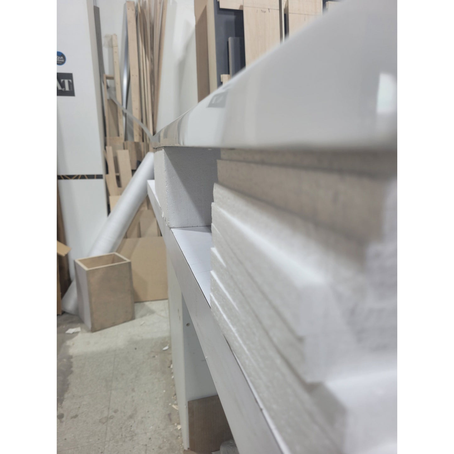 AXE-48-WB-WH-LH (liquidation B-Z)